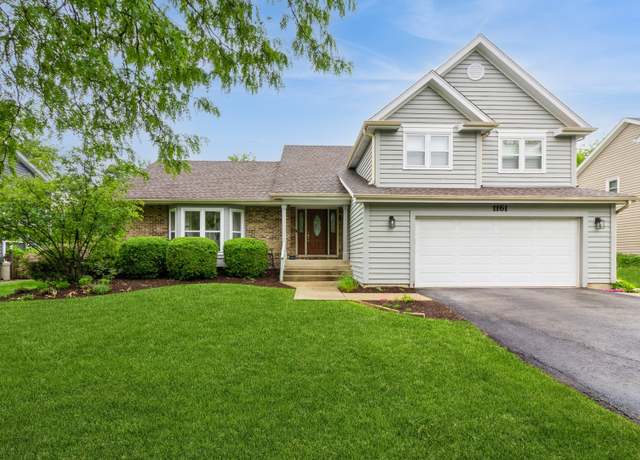 Property at 1161 Ardmore Dr, Naperville, IL 60540, 3 beds, 2.5 baths