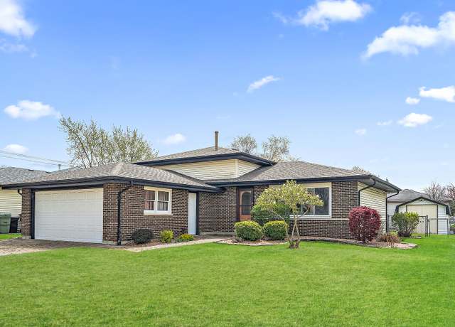 Property at 6407 182nd St, Tinley Park, IL 60477, 3 beds, 2 baths