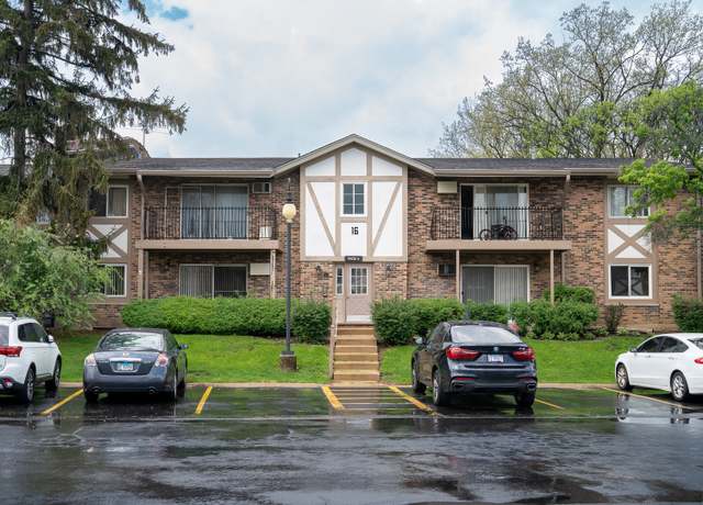 Property at 9S220 Lake Dr Unit 16-201, Willowbrook, IL 60527, 2 beds, 1 bath