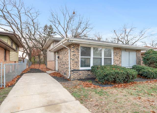 Property at 937 E 148th St, Dolton, IL 60419, 3 beds, 2 baths