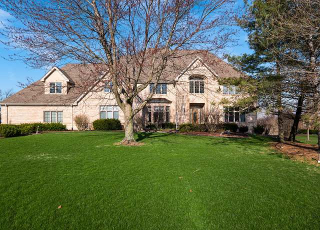 Property at 10848 Crystal Ridge Ct, Orland Park, IL 60467, 5 beds, 5.5 baths