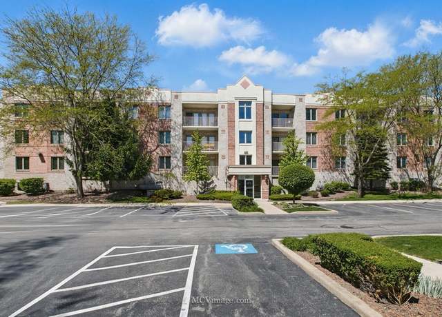 Property at 7841 W 157th St #303, Orland Park, IL 60462, 3 beds, 2 baths