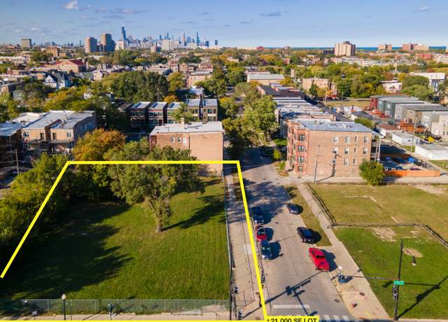 Property at 556 E 47th St, Chicago, IL 60653