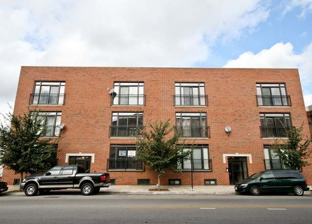 Property at 2118 W 35th St #2, Chicago, IL 60609, 2 beds, 2 baths
