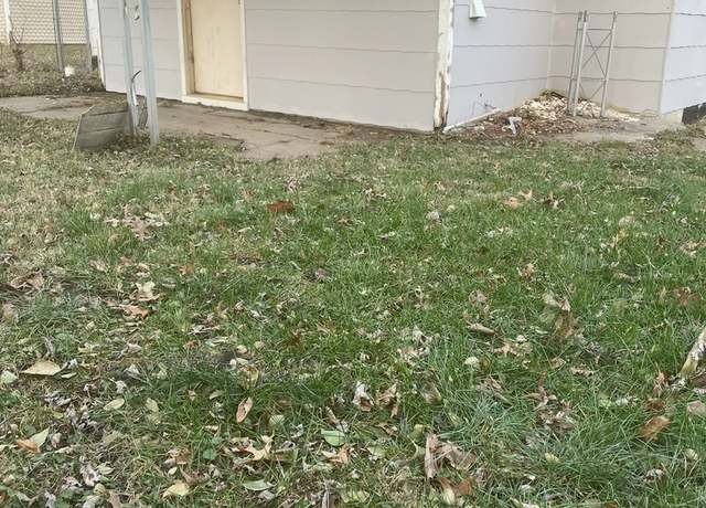 Property at 514 Sherman St, Danville, IL 61832, 2 beds, 1 bath