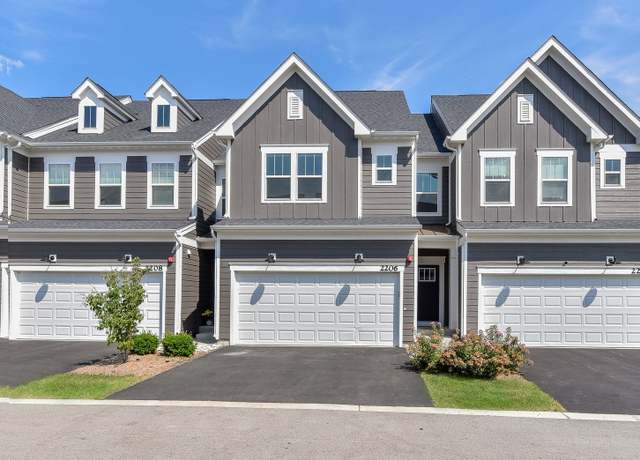 Property at 2206 Weatherbee Ln, Naperville, IL 60563, 3 beds, 2.5 baths