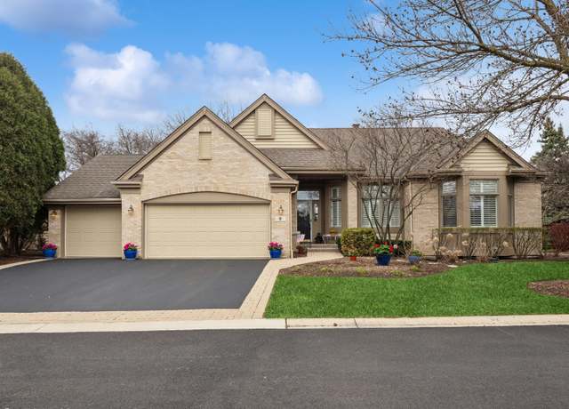 Property at 6 Black Diamond Ct, Lake In The Hills, IL 60156, 3 beds, 3 baths