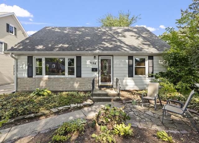 Property at 438 S Wright St, Naperville, IL 60540, 4 beds, 3 baths