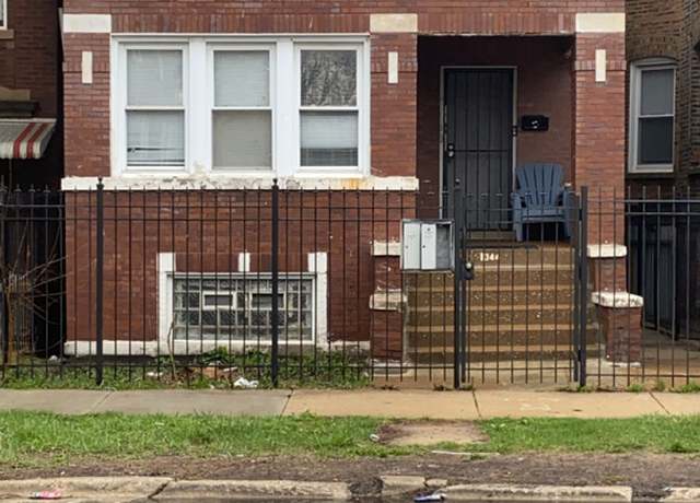 Property at 1044 W Marquette Rd, Chicago, IL 60621, 8 beds, 3 baths