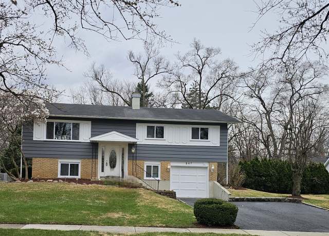 Property at 21W247 Canary Rd, Lombard, IL 60148, 4 beds, 2 baths