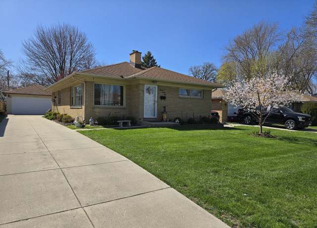 Property at 1934 Linden Ave, Waukegan, IL 60087, 3 beds, 2 baths