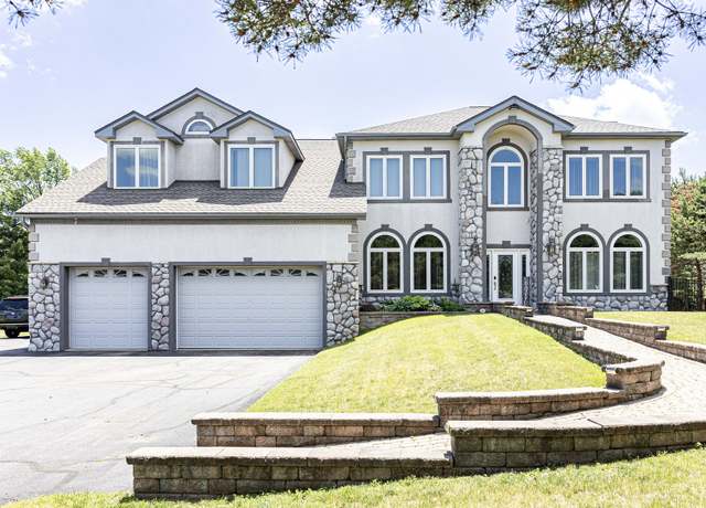 Property at 18609 Pinon Trl, Marengo, IL 60152, 6 beds, 4 baths