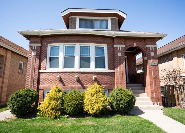 Property at 2440 Oak Park Ave, Berwyn, IL 60402, 7 beds, 2 baths