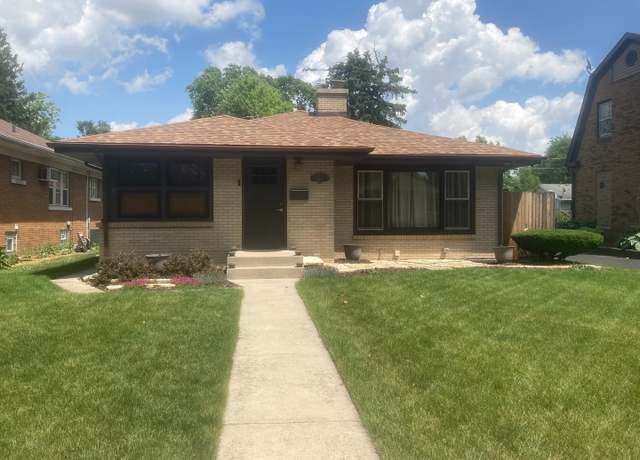 Property at 710 Cornelia St, Joliet, IL 60435, 3 beds, 3 baths