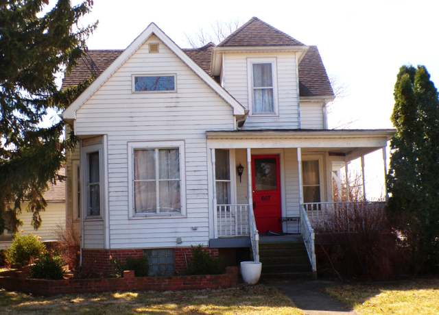 Property at 607 E Washington St, Downs, IL 61736, 3 beds, 3 baths