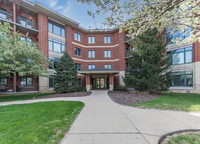 Property at 855 E 22nd St #105, Lombard, IL 60148, 1 bed, 1.5 baths