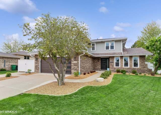 Property at 17243 Inverness Dr, Tinley Park, IL 60487, 4 beds, 2.5 baths
