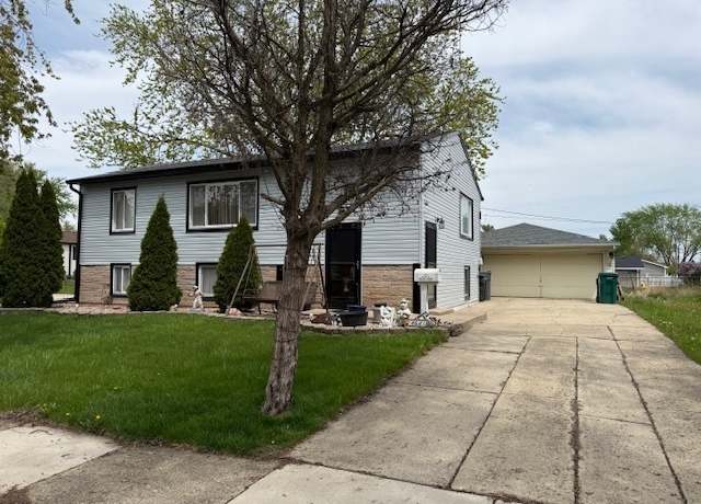 Property at 14641 Birch St, Orland Park, IL 60462, 3 beds, 2 baths