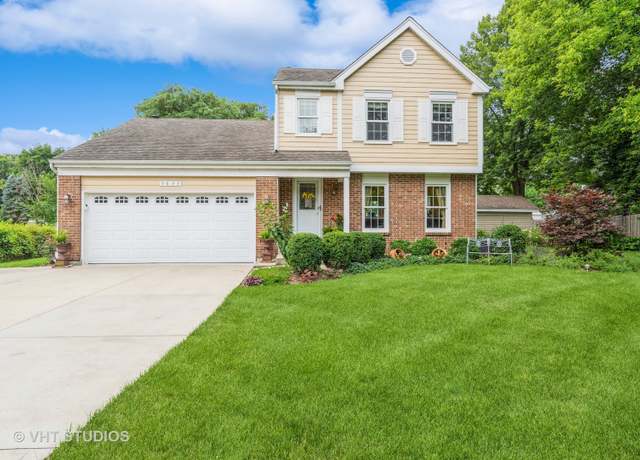 Property at 5633 Barnwood Dr, Gurnee, IL 60031, 4 beds, 1.5 baths