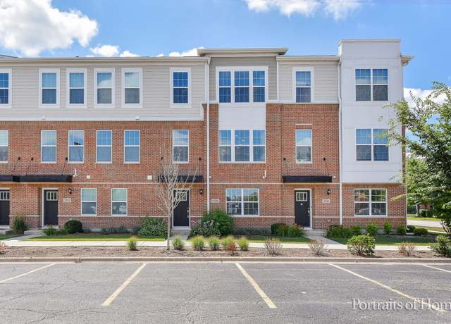 Property at 2906 Reflection Dr, Naperville, IL 60564, 3 beds, 2.5 baths
