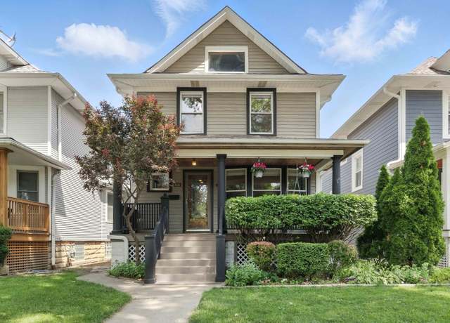 Property at 4450 W Byron St, Chicago, IL 60641, 4 beds, 3.5 baths