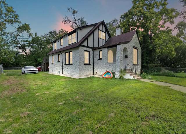 Property at 28 E 157th St, Harvey, IL 60426, 3 beds, 2 baths