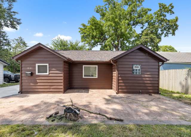 Property at 1201 15th St, Rockford, IL 61104, 1 bed, 1 bath