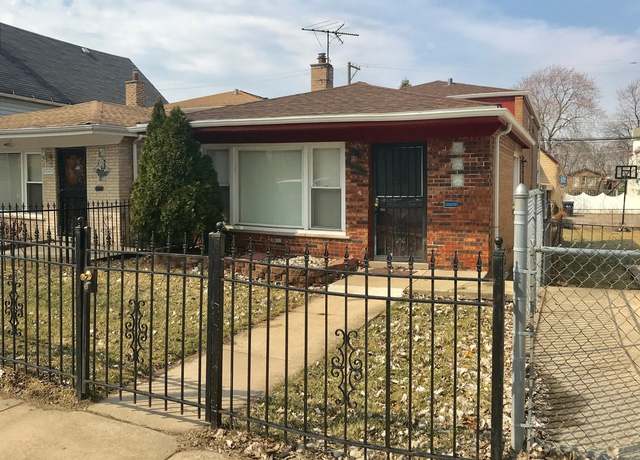 Property at 10324 S Avenue N, Chicago, IL 60617, 3 beds, 1.5 baths