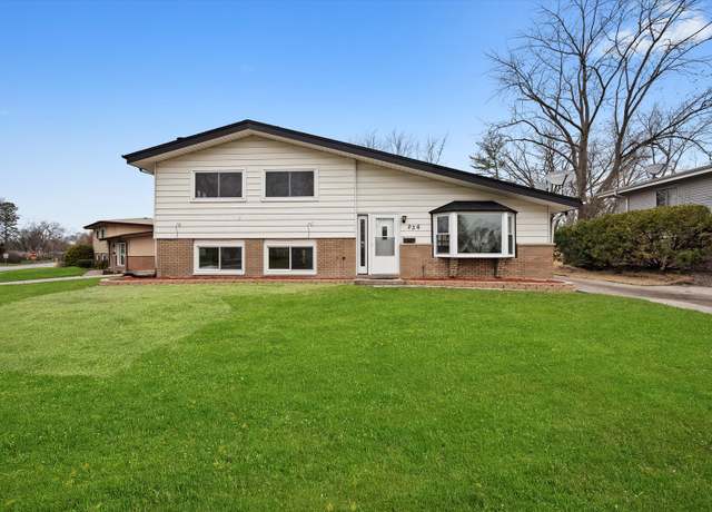 Property at 236 Early St, Park Forest, IL 60466, 3 beds, 1.5 baths