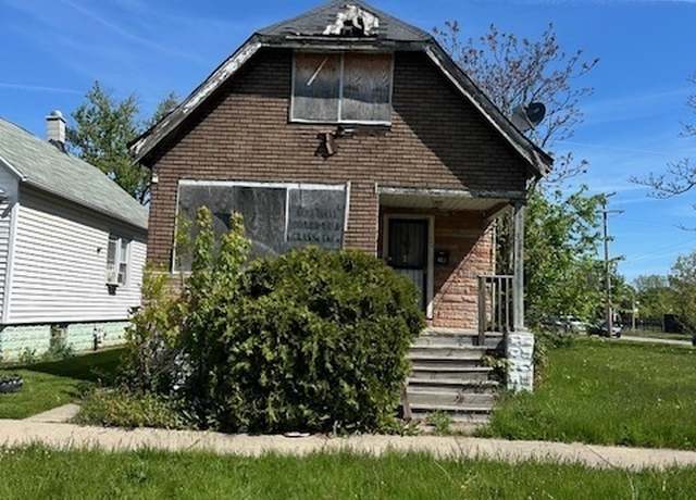 Property at 304 W 104th Pl, Chicago, IL 60628, 5 beds, 1 bath