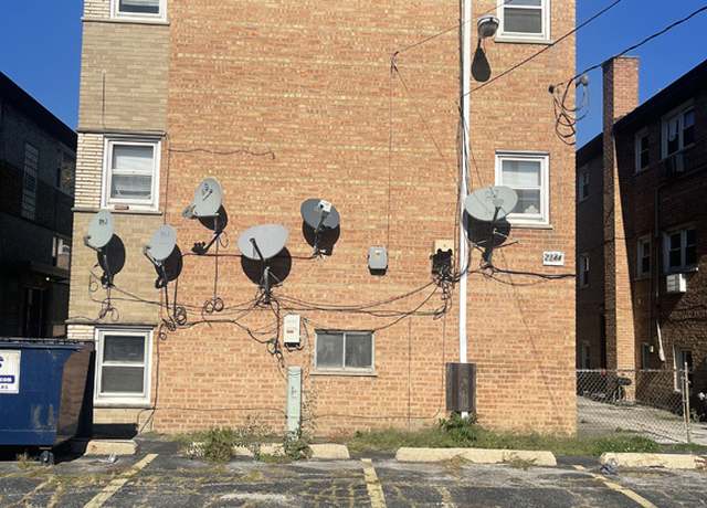 Property at 2144 135th Pl, Blue Island, IL 60406, 11 beds