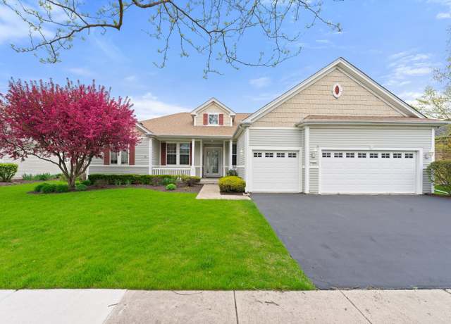 Property at 13004 Illinois Dr, Huntley, IL 60142, 3 beds, 2.5 baths