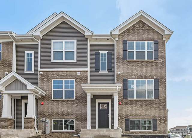 Property at 6341 Ulster Dr, Tinley Park, IL 60477, 3 beds, 2.5 baths