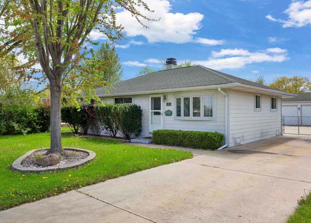 Property at 240 S Villa Ave, Addison, IL 60101, 3 beds, 1 bath