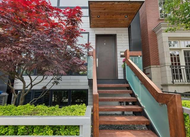 Property at 1223 W Draper St, Chicago, IL 60614, 4 beds, 3.5 baths