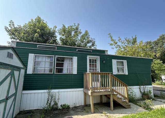 Property at 508 Rosedale Ave #18, Park City, IL 60085, 2 beds, 1 bath