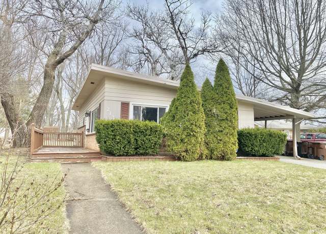 Property at 212 Nashua St, Park Forest, IL 60466, 3 beds, 1 bath