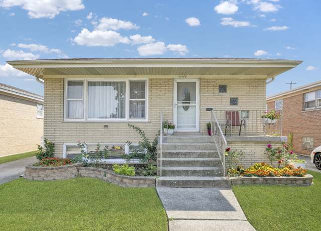 Property at 559 Manistee Ave, Calumet City, IL 60409, 4 beds, 2 baths