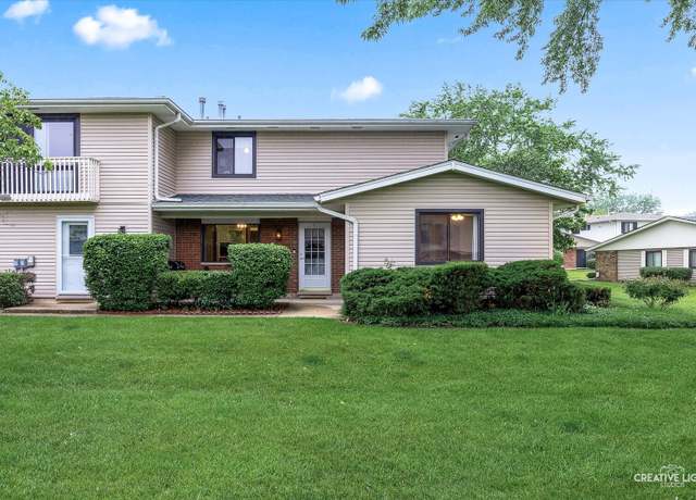 Property at 135 Fairlane Ct #262, Bloomingdale, IL 60108, 3 beds, 2 baths