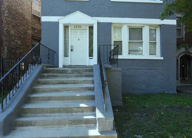 Property at 1923 W Garfield Blvd, Chicago, IL 60636, 6 beds, 3 baths