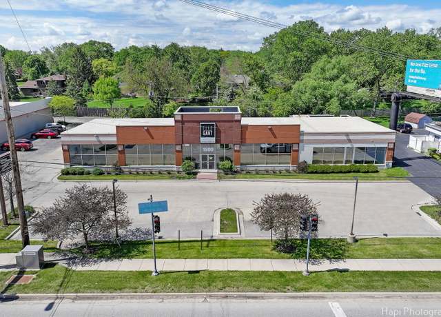 Property at 1800 N Rand Rd, Palatine, IL 60074