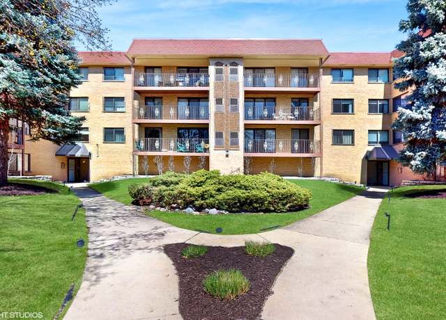 Property at 7100 W Cullom Ave #222, Norridge, IL 60706, 3 beds, 2 baths