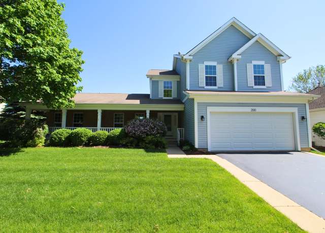 Property at 200 Crystal Ridge Dr, Crystal Lake, IL 60012, 6 beds, 4.5 baths