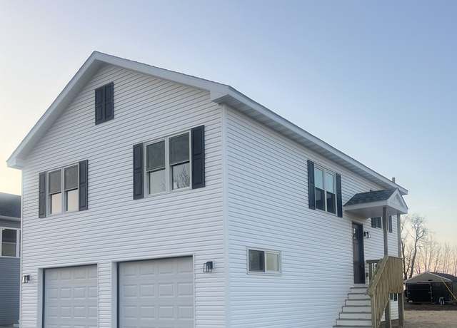 Property at 6812 Seminole Dr, Wonder Lake, IL 60097, 3 beds, 3 baths