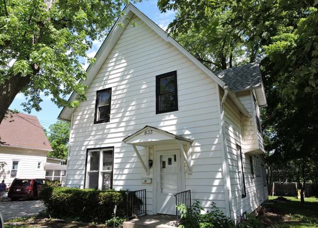 Property at 833 Pleasant St, Dekalb, IL 60115, 3 beds, 1.5 baths