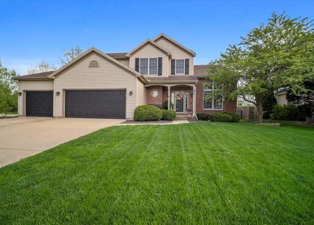 Property at 3611 Matthew Dr, Bloomington, IL 61704, 5 beds, 2.5 baths