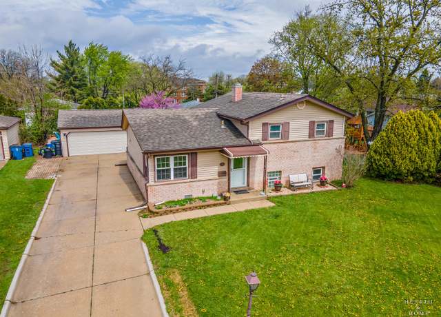 Property at 538 W Memory Ln, Addison, IL 60101, 3 beds, 2 baths