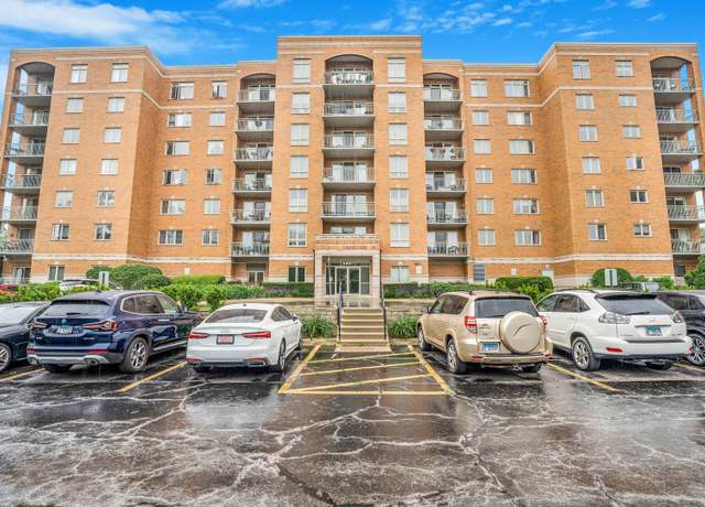 Property at 6807 N Milwaukee Ave #411, Niles, IL 60714, 2 beds, 1.5 baths