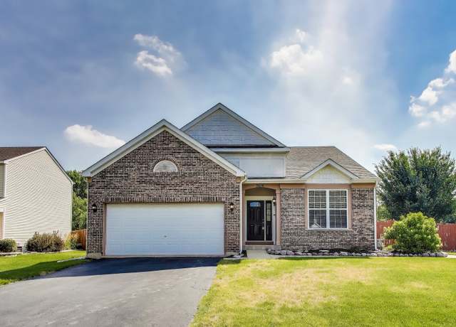 Property at 3618 Old Renwick Trl, Joliet, IL 60435, 3 beds, 2 baths