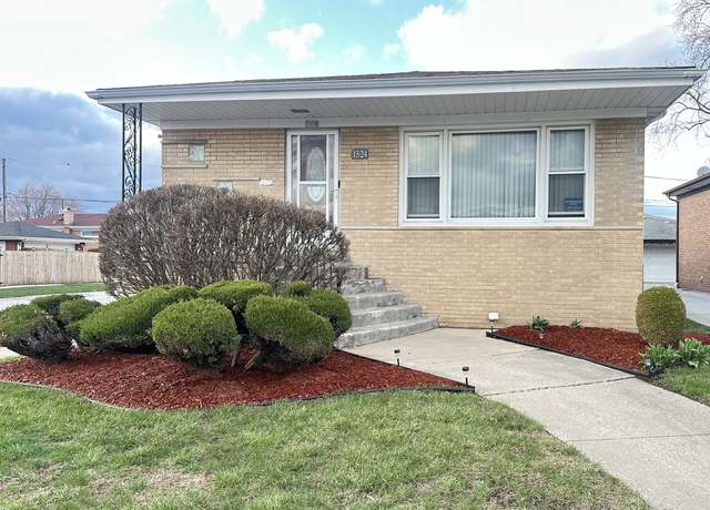 Property at 1524 Memorial Dr, Calumet City, IL 60409, 4 beds, 2 baths
